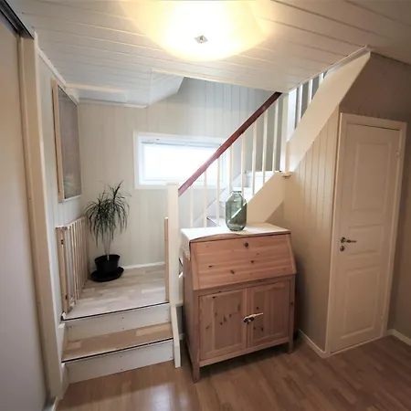 Cozy House In Bleik, 4 Bedrooms