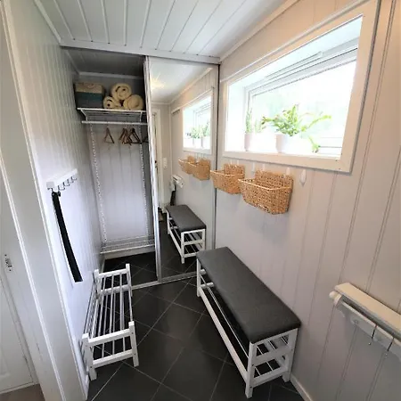 Villa Cozy House In Bleik, 4 Bedrooms *