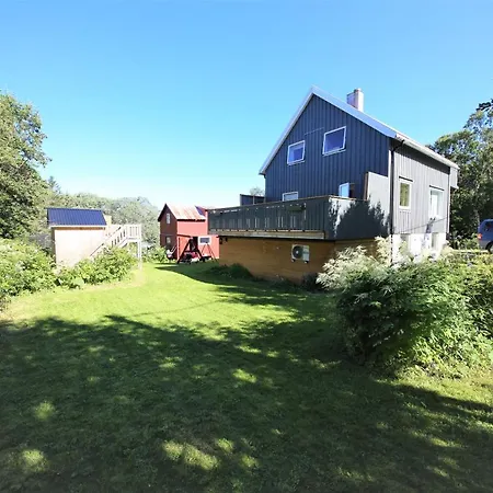 Cozy House In Bleik, 4 Bedrooms Bleik